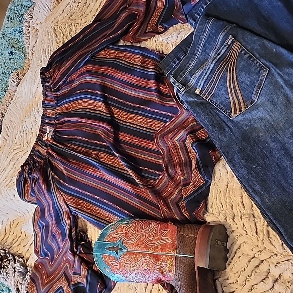 Wrangler off shoulder blouse